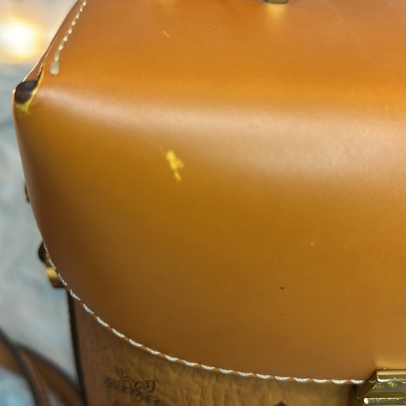 EUC!! MCM Camera Bag!! - Picture 5 of 6